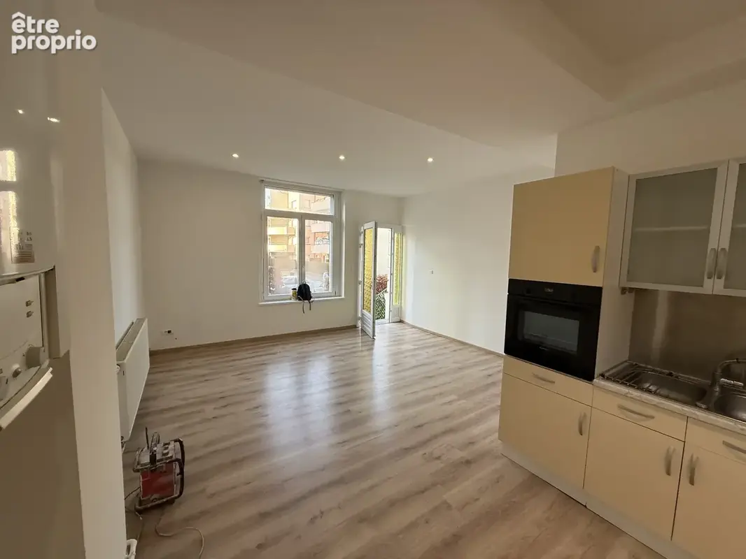 Gérardmer - Centre ville - Appartement 93m2 rez-de-chaussée surélevé avec terrasse privative et petit jardin - photo 2