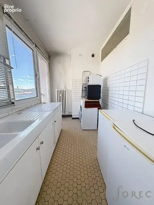 Studio +25 m² metz devant-les-ponts proche faculté ascenseur - photo 2