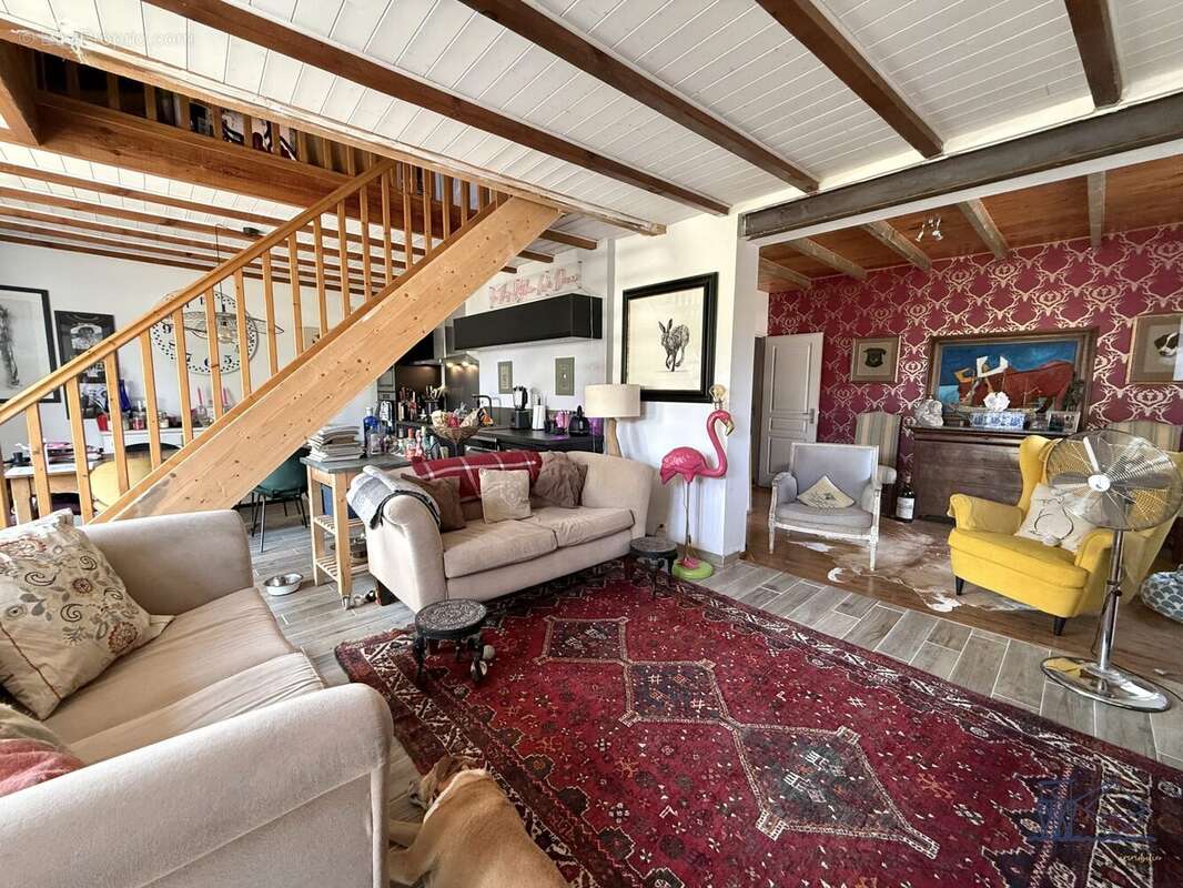 Maison 90 m² à Chenac-Saint-Seurin-D'uzet  - photo 9
