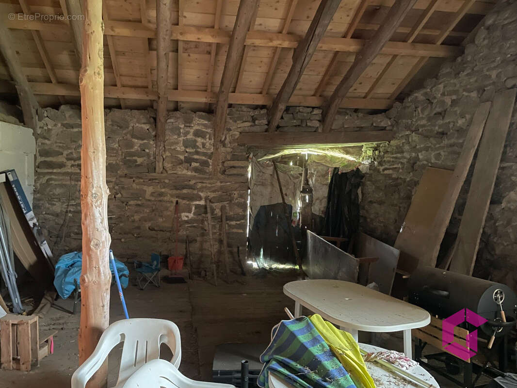 Maison en Pierres à Saint Front - photo 21