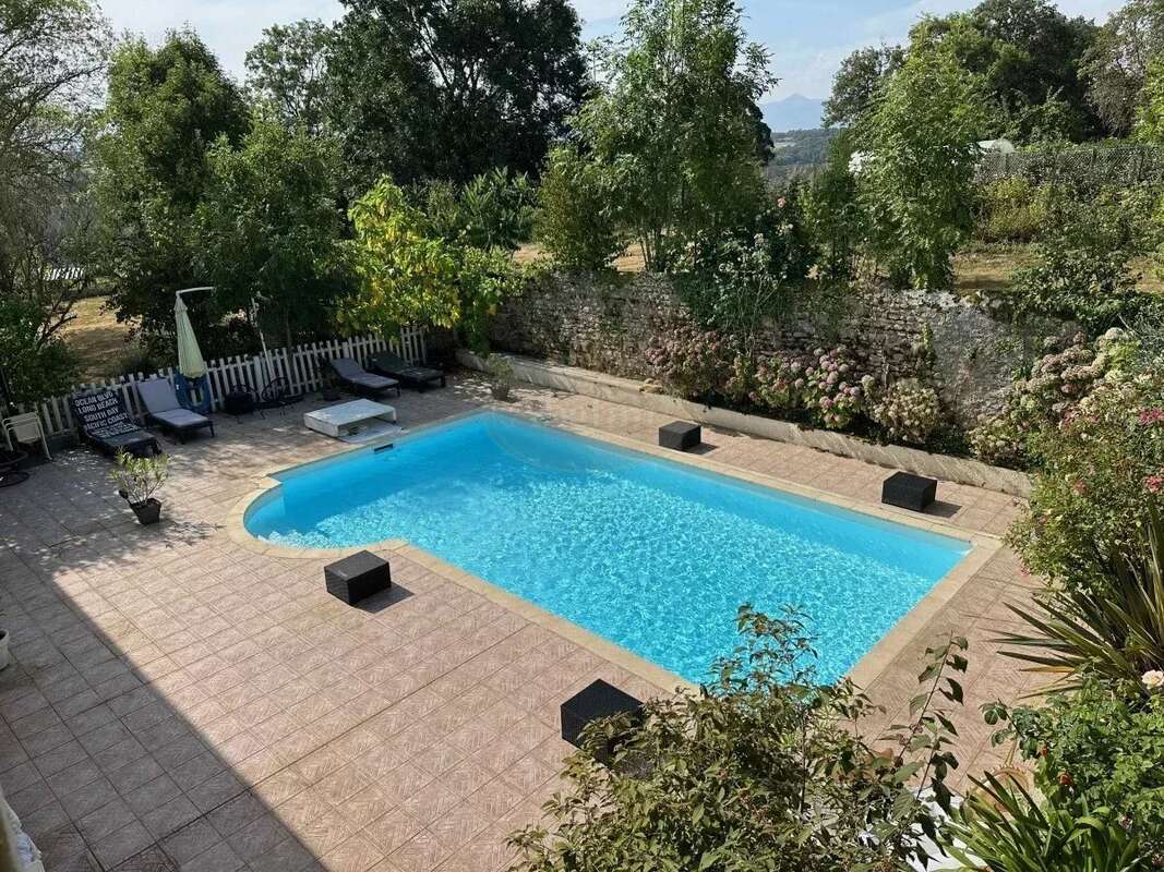 Maison à FRANQUEVIELLE