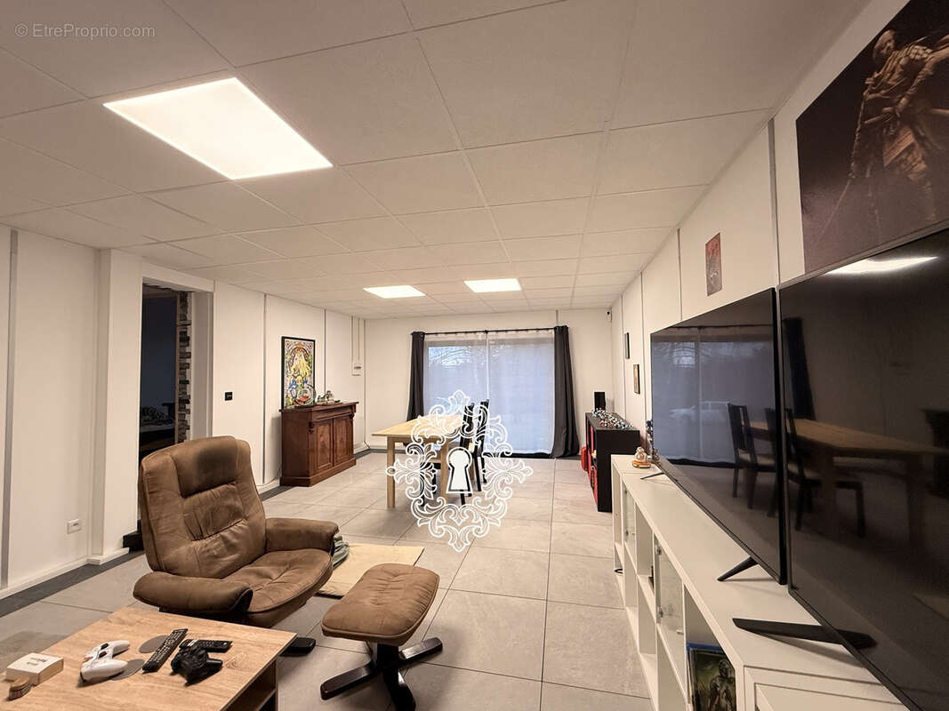 Maison à DONNEMARIE-DONTILLY