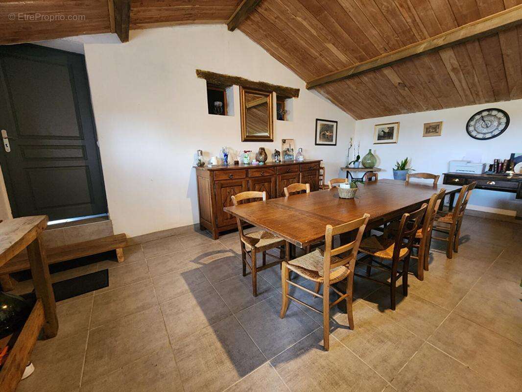 Maison à SAINT-HIPPOLYTE