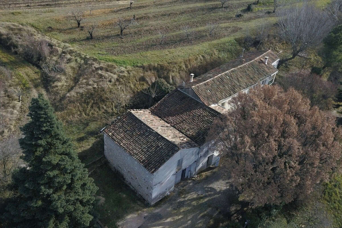 Maison à BONNIEUX