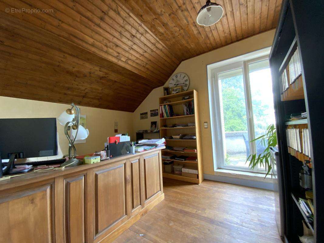 Maison à BERSAC-SUR-RIVALIER