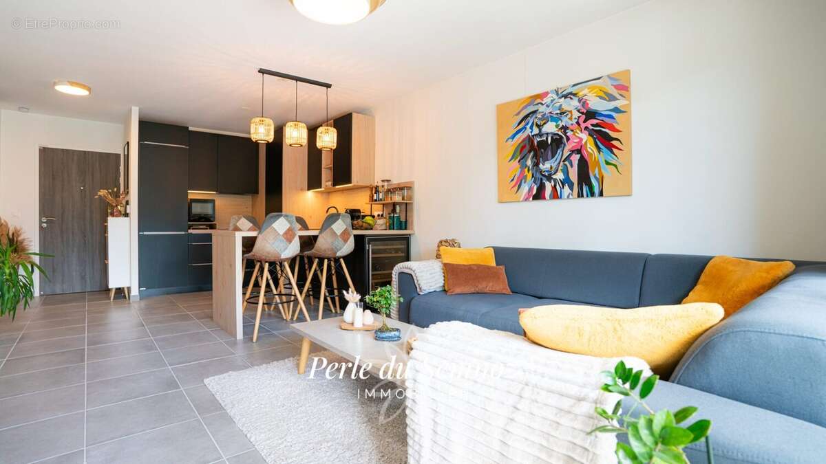 Appartement à SEYNOD