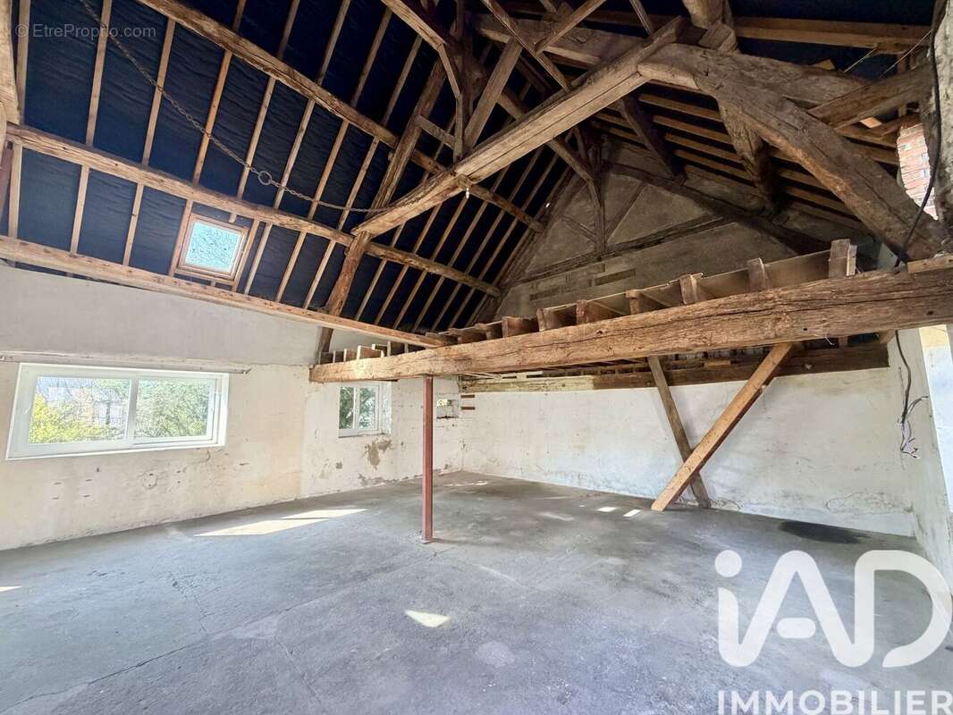 Photo 3 - Maison à CHEVILLY