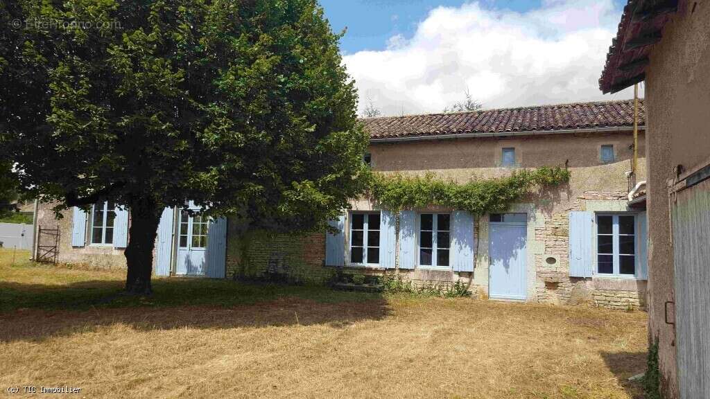 Maison à CHAUNAY