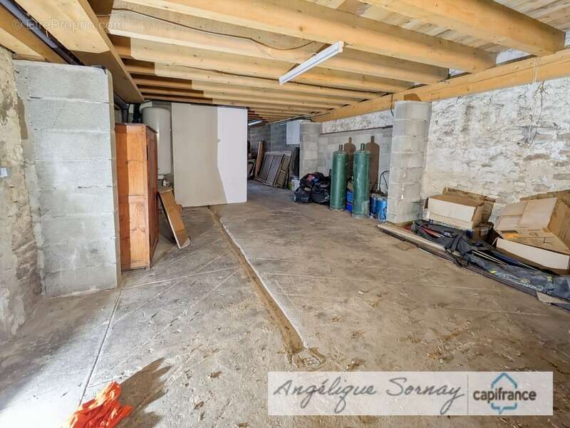 Maison à SAINT-JULIEN