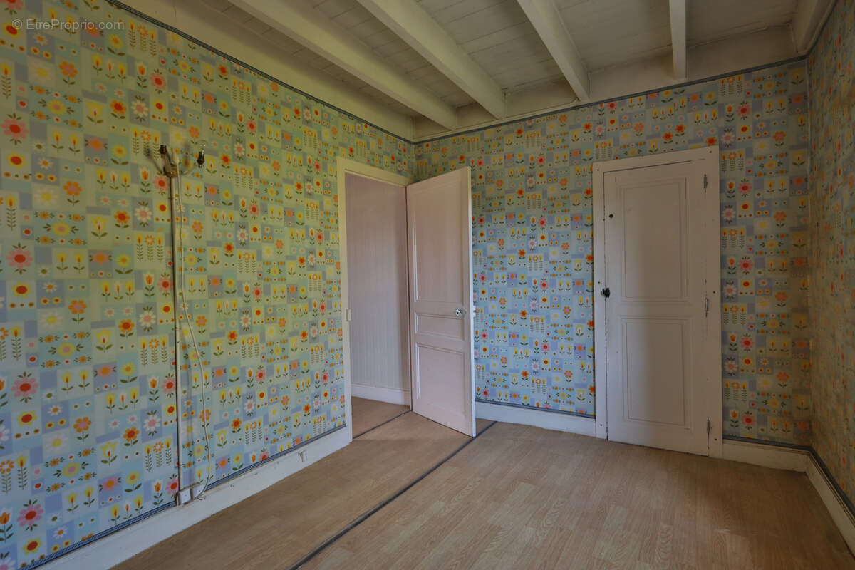 Maison à BEAUVOIR-DE-MARC