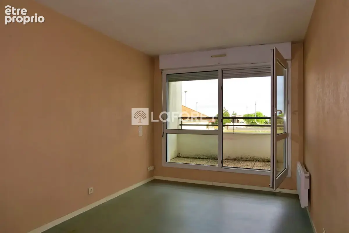 Appartement Poitiers 1 pièce(s) 19.70 m2 - photo 2