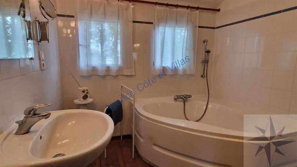 Maison à PLENEUF-VAL-ANDRE