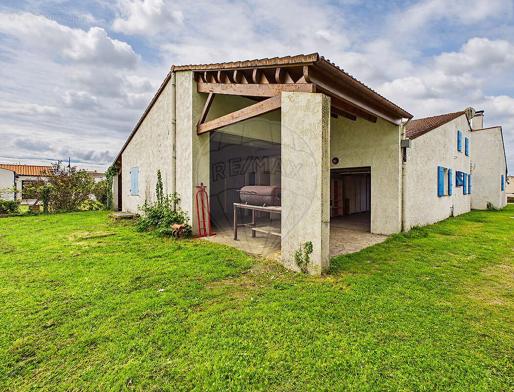 Maison à LES MATHES