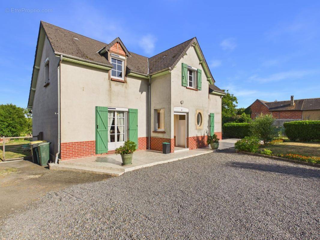 Maison à VENDEUIL-CAPLY