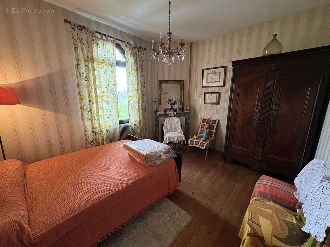 Maison à COLAYRAC-SAINT-CIRQ