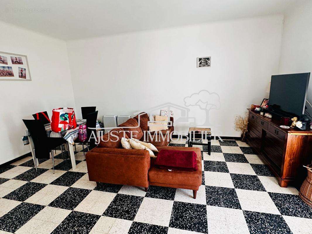 Appartement à SAINT-VICTORET