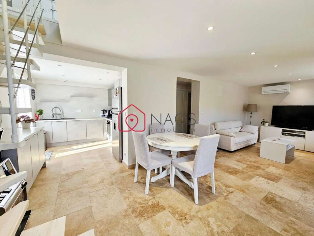 Maison à CAVALAIRE-SUR-MER