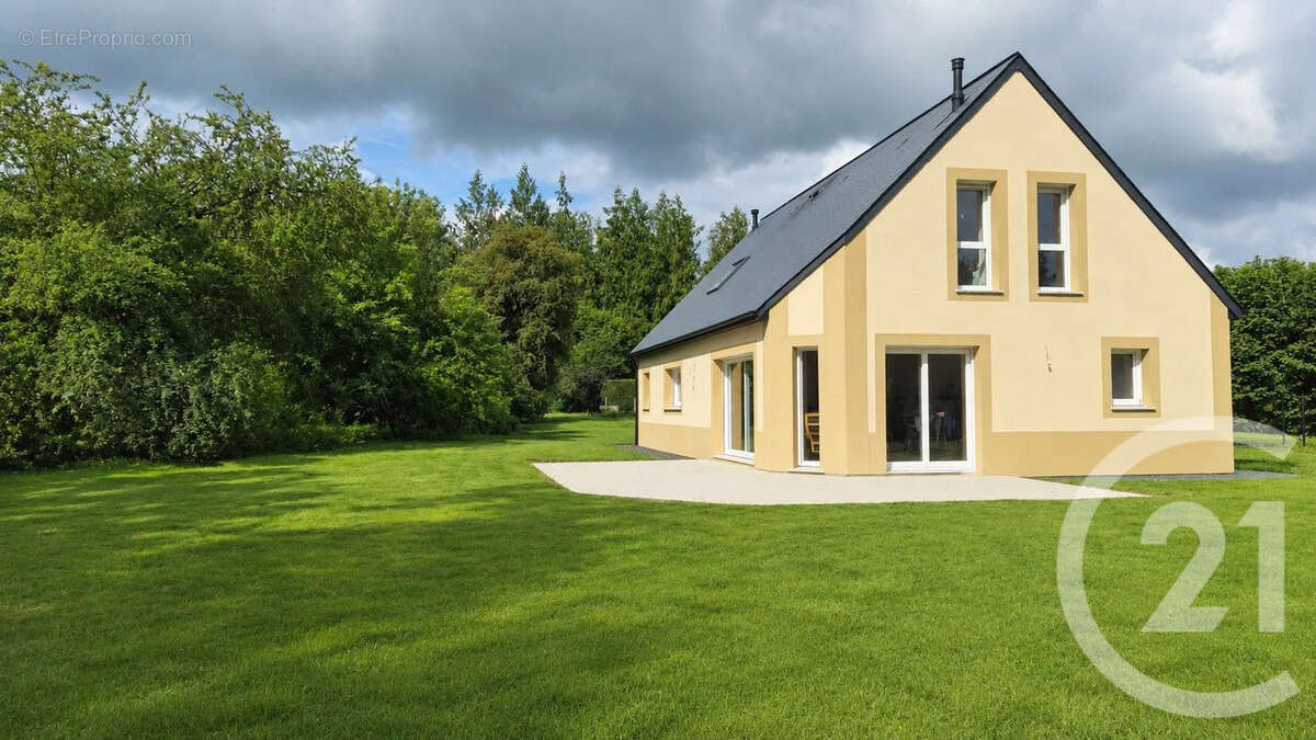 Maison à BERNAY