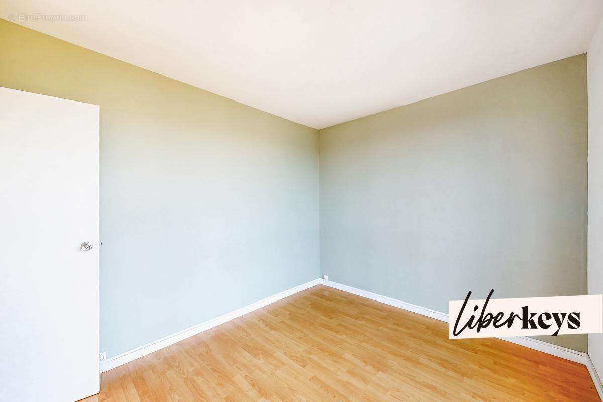 Appartement à IVRY-SUR-SEINE