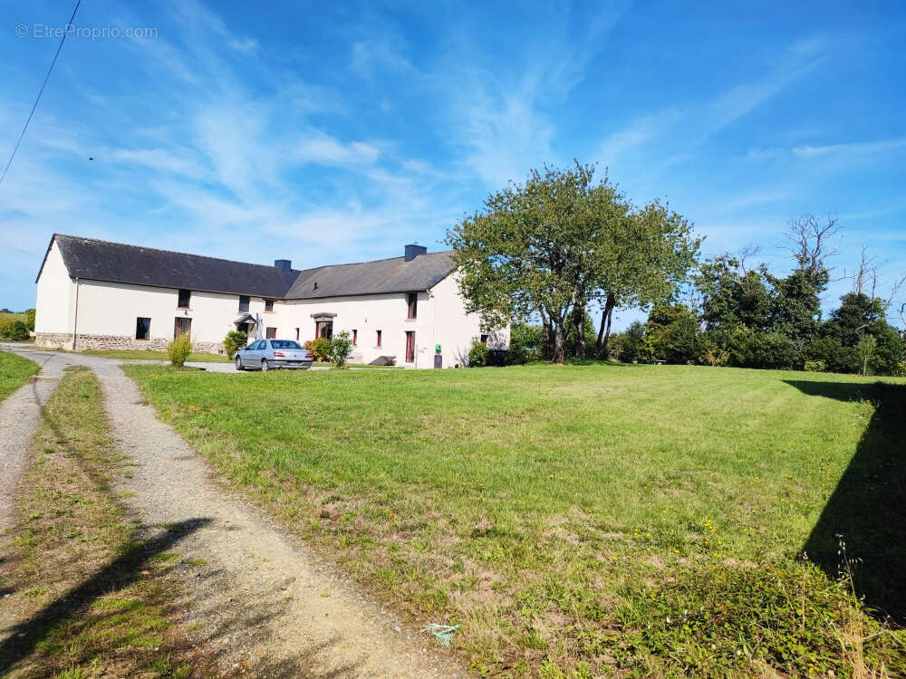 Maison à LOSCOUET-SUR-MEU