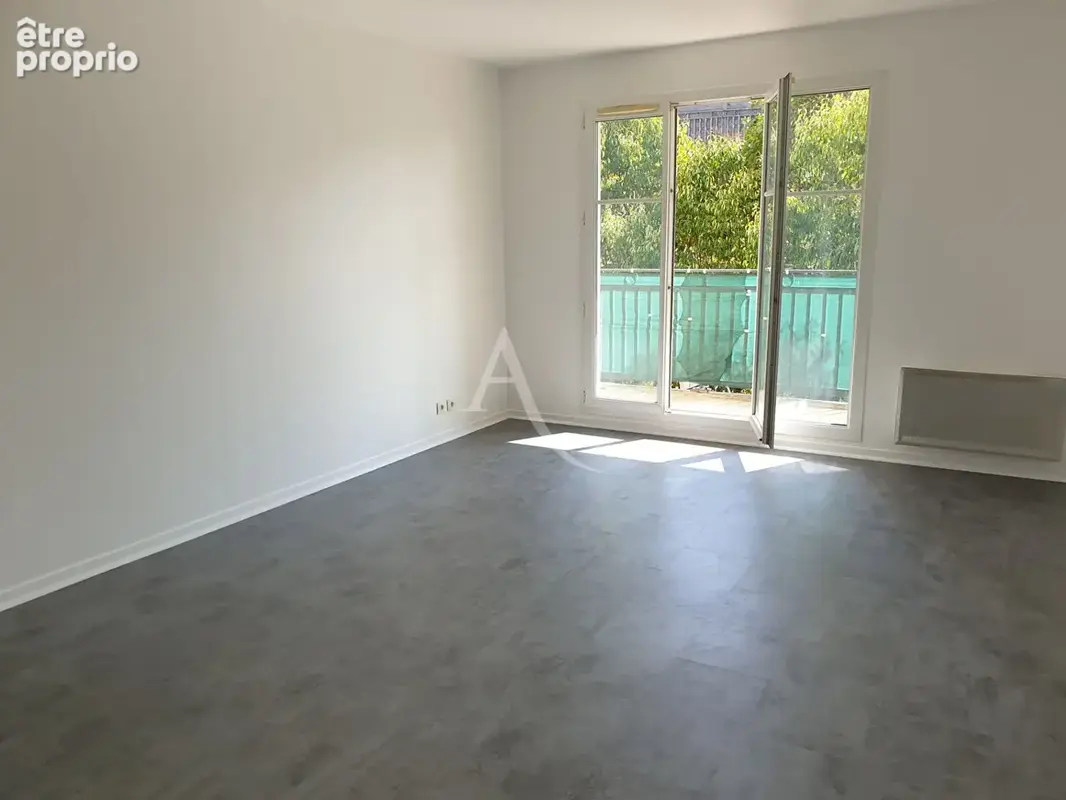 Appartement à LIMEIL-BREVANNES