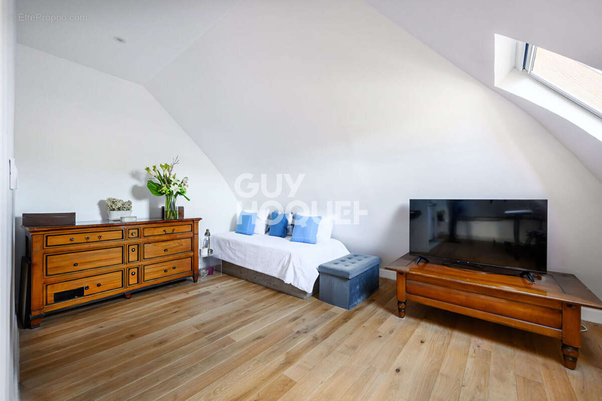 Appartement à PARIS-9E