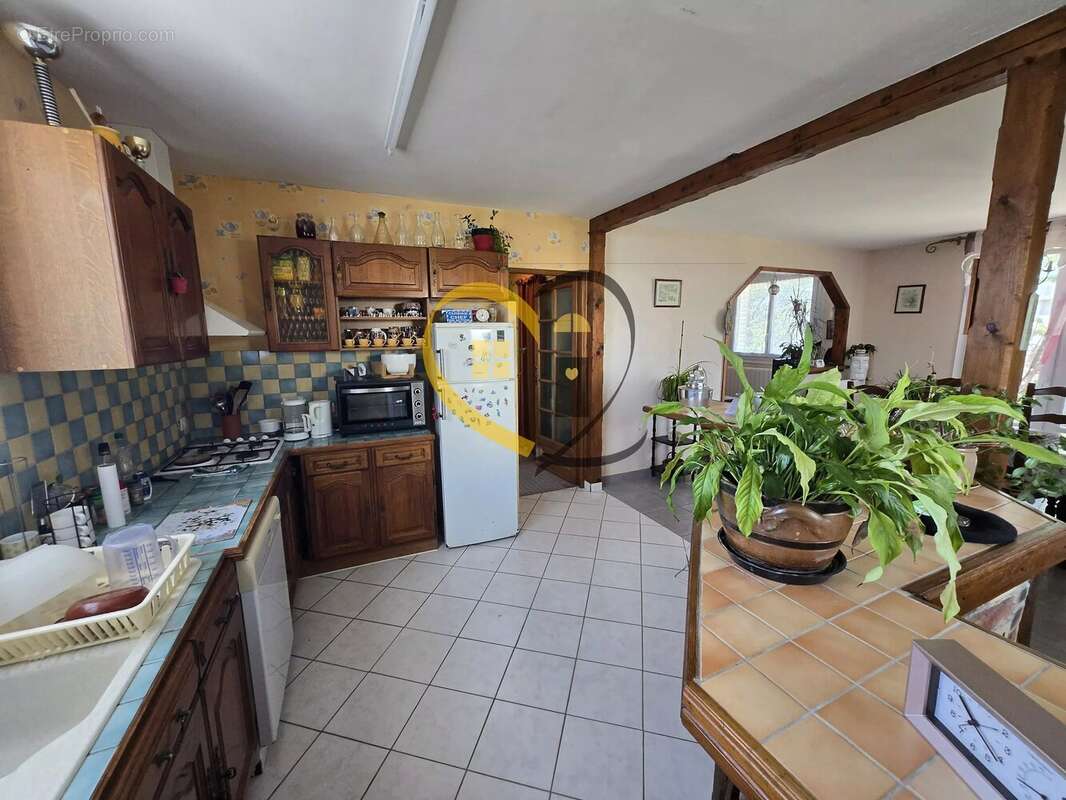 Maison sur sous-sol avec jardin – Les Aix-d’Angillon - photo 8