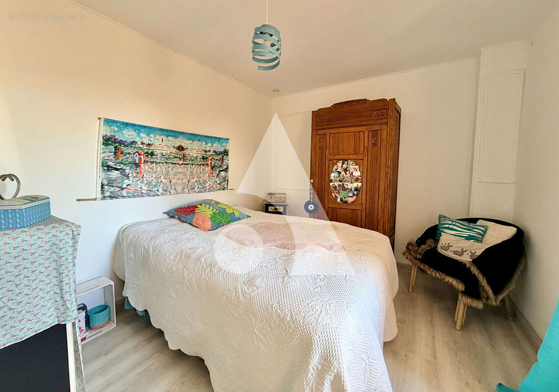 Maison à SAINT-JUST-LUZAC