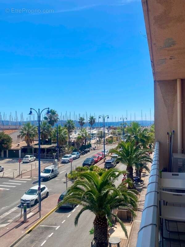 Appartement à HYERES