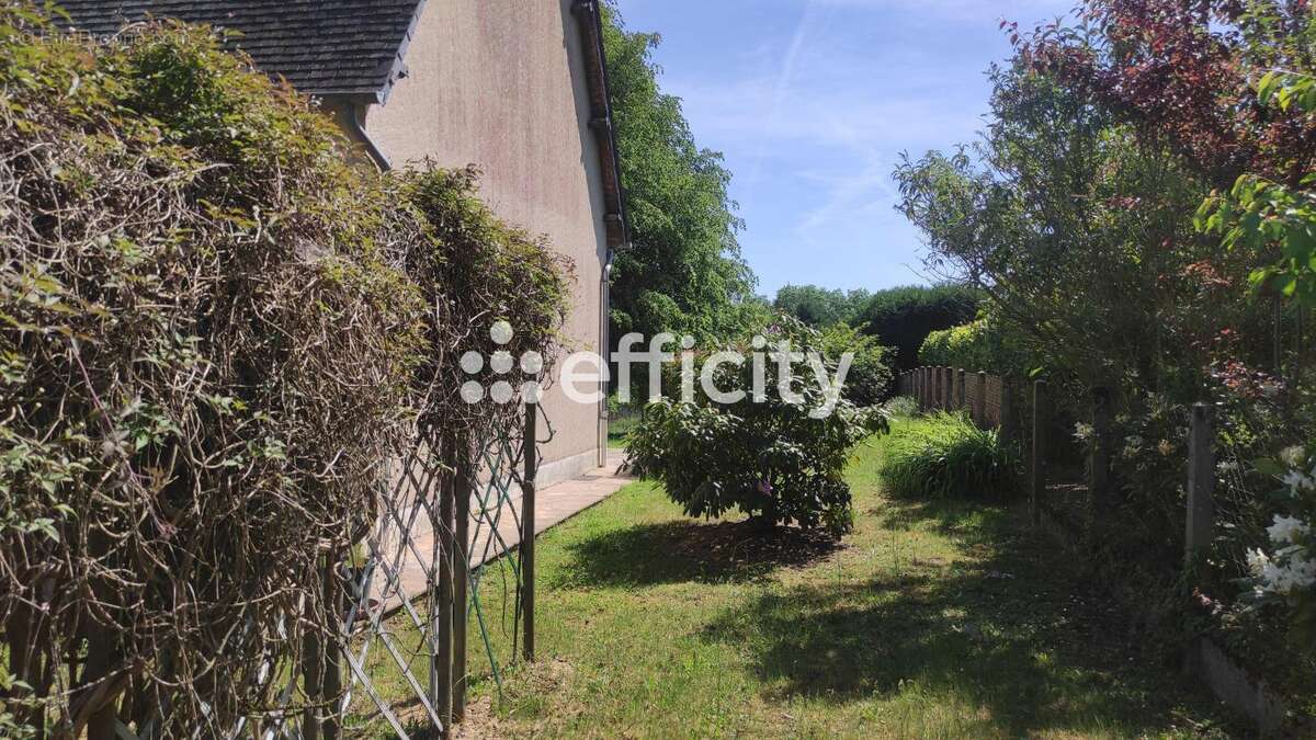 Maison 112 m² à Saint-Bonnet-L'enfantier  - photo 17