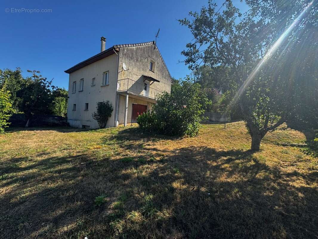 Maison 150 m² à Saint-Pierre-Aigle  - photo 4