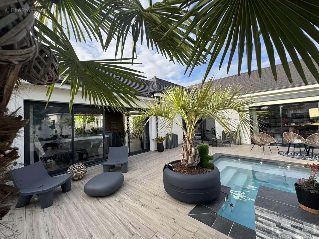 Maison à VILLEMANDEUR