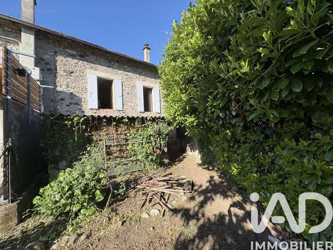 Photo 2 - Maison à LABEGUDE