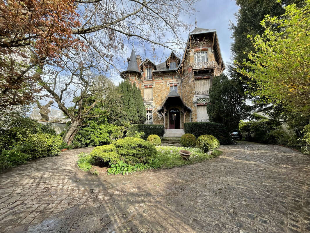 Maison à MEAUX
