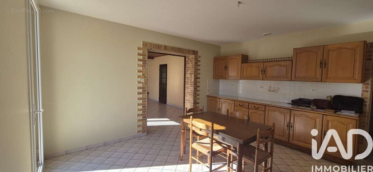 Photo 6 - Maison à BUSSAC-SUR-CHARENTE