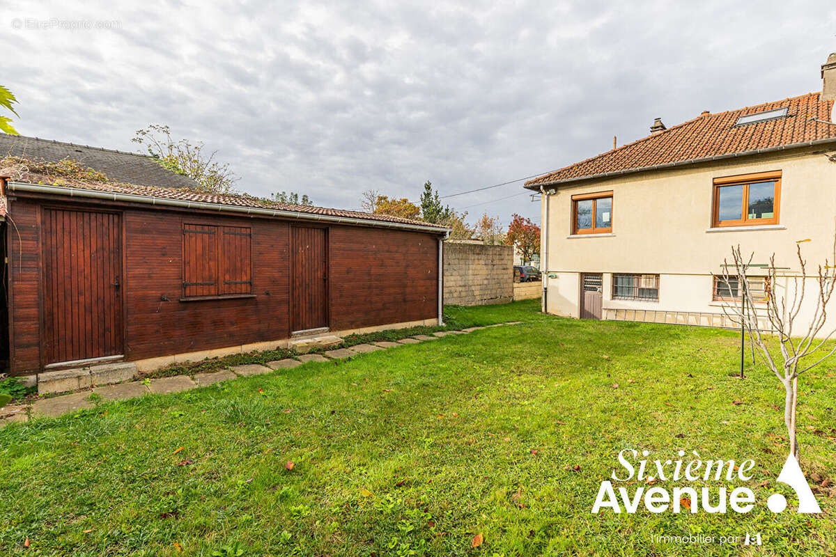 Maison à CHILLY-MAZARIN