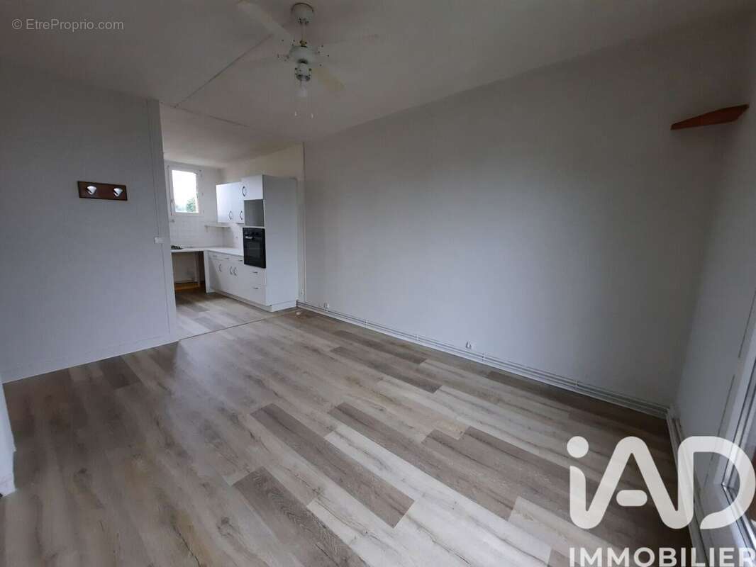 Photo 3 - Appartement à SAINT-PIERRE-LES-NEMOURS