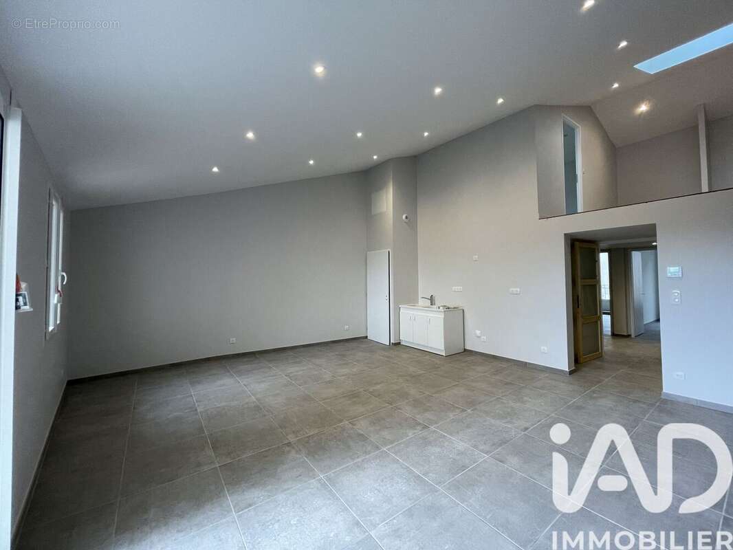 Photo 2 - Appartement à LORIOL-SUR-DROME