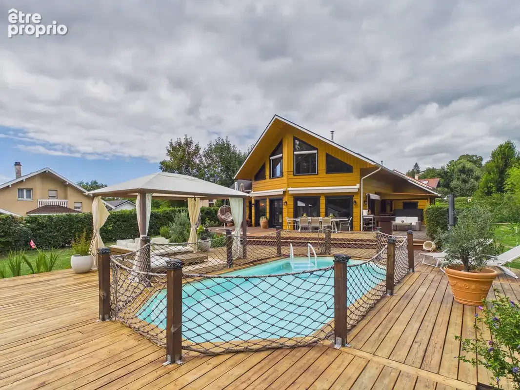 Photo Maison à Cranves-Sales au prix de 920 000€