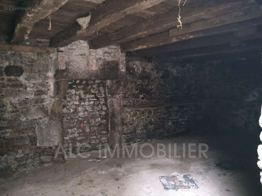 Appartement à SAINT-PIERRE-DES-NIDS