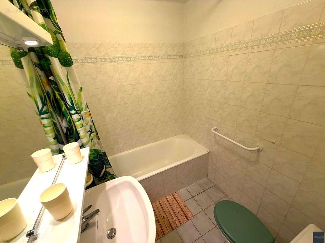 Appartement 20 m² à Hyeres  - photo 4