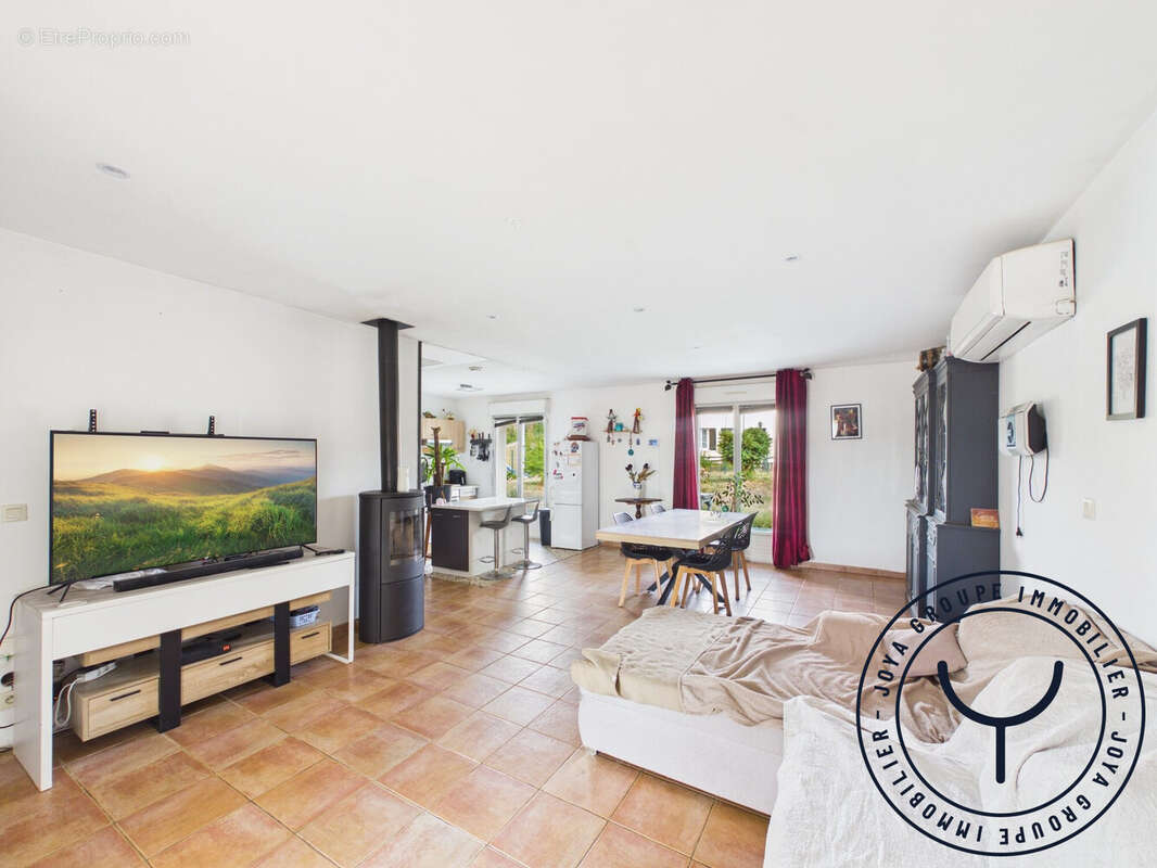 Maison 107 m² à Aix-En-Othe  - photo 2