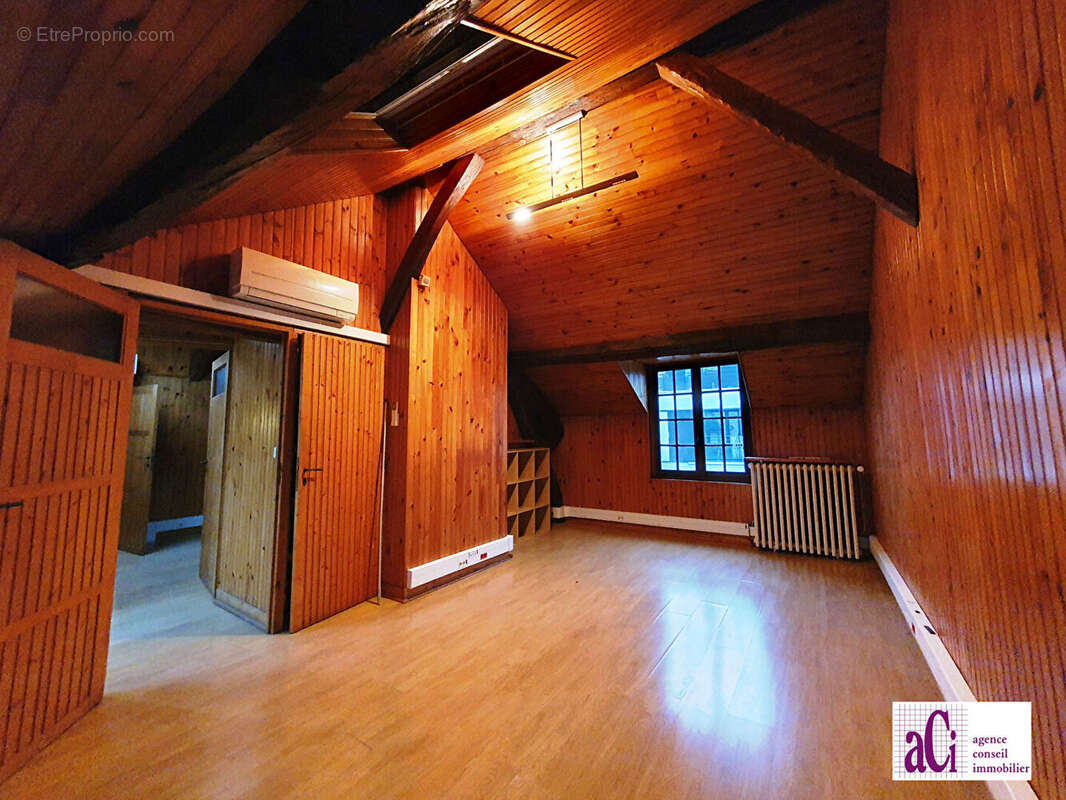 Maison à L&#039;HAY-LES-ROSES