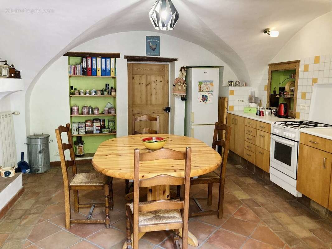 Maison à CROS