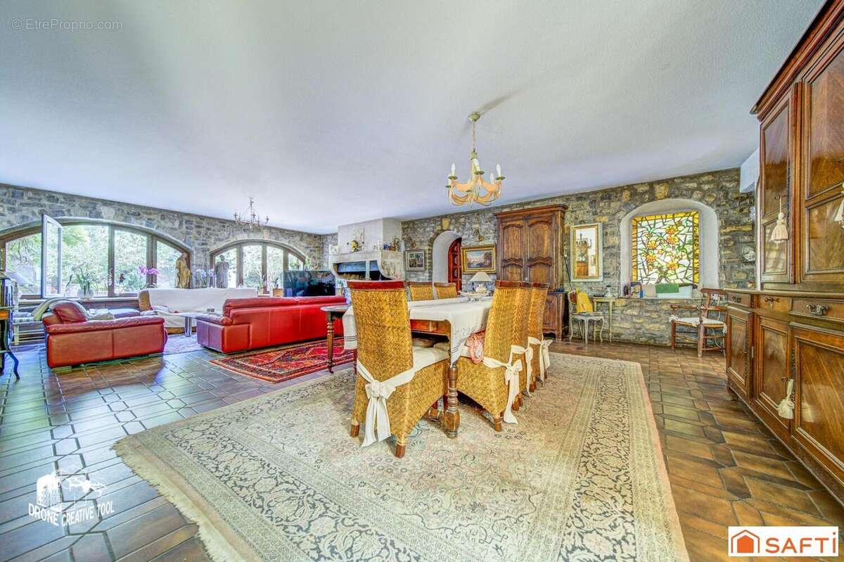 Maison 351 m² à Vantoux  - photo 4