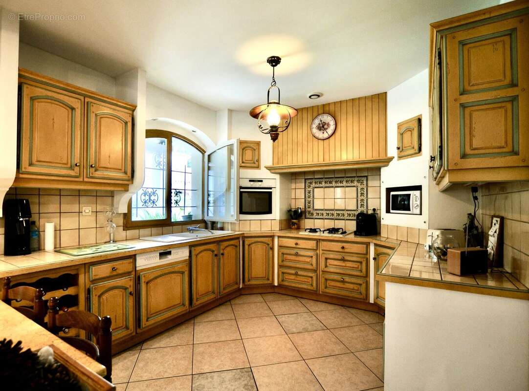 Grande villa familiale avec piscine - photo 7
