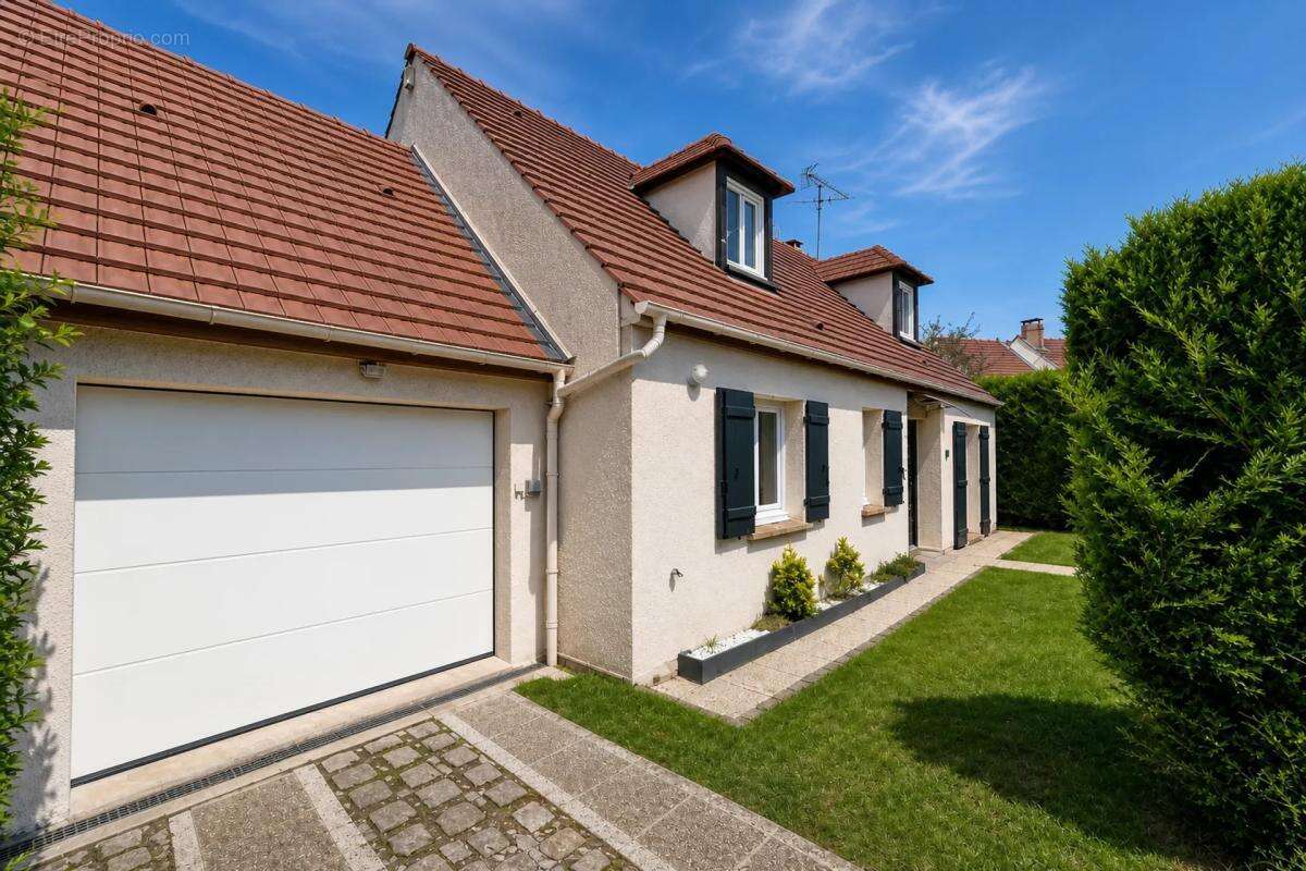 Maison de 5 pièces de 103 m² à La Chapelle-en-Serval - photo 14