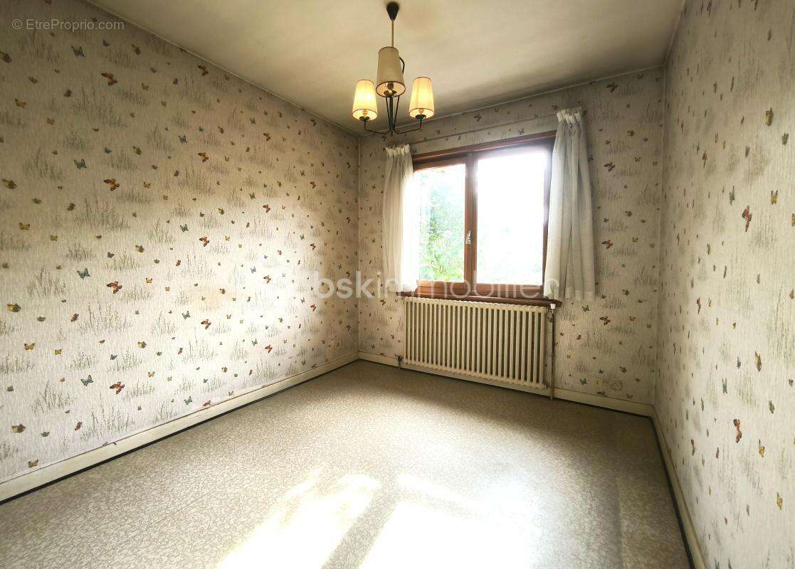 Maison de 220m2 et 880m2 de terrain - photo 11