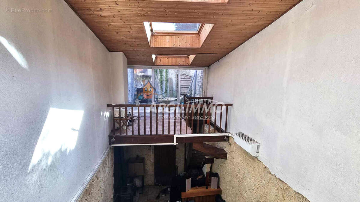Maison à SAINT-CALAIS