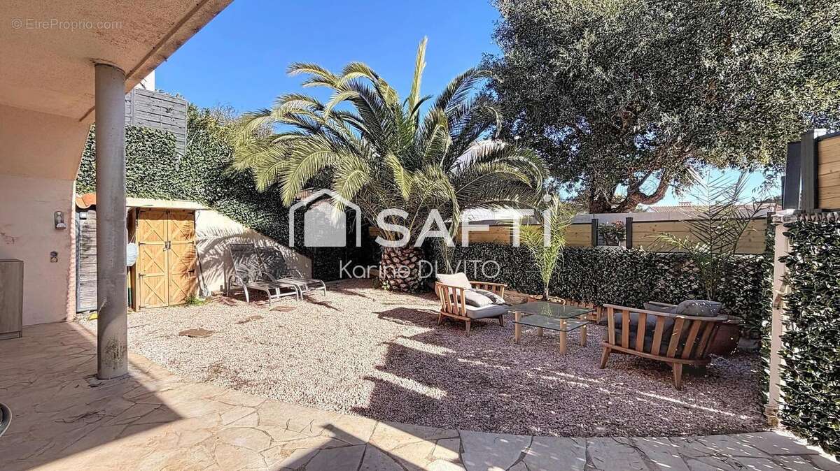 Photo 3 - Appartement à ROQUEBRUNE-SUR-ARGENS